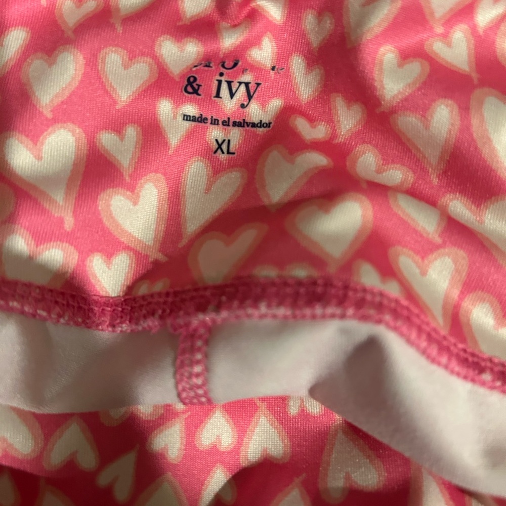 Crown & Ivy heart leggings XL - Picture 4 of 4